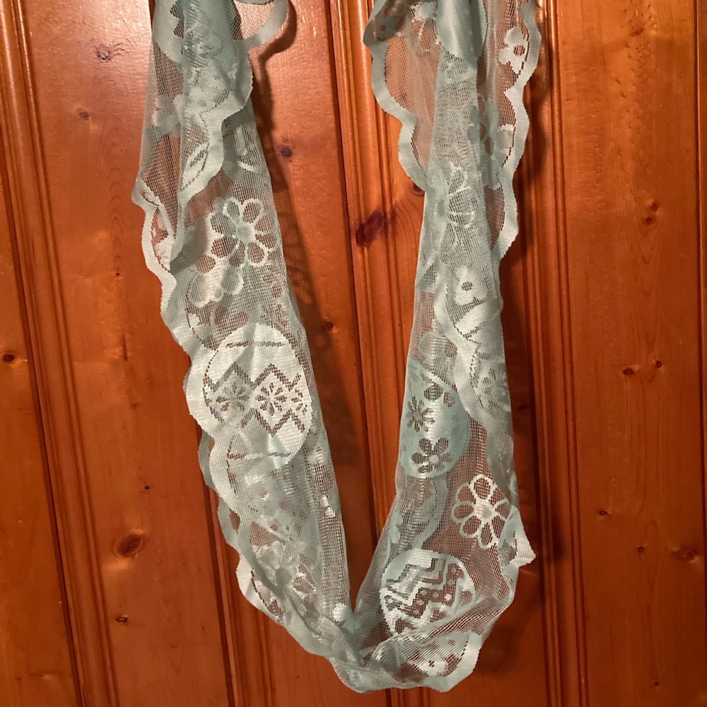 Dresser sheer dollie New Light green 71 inches long 14 inches wide